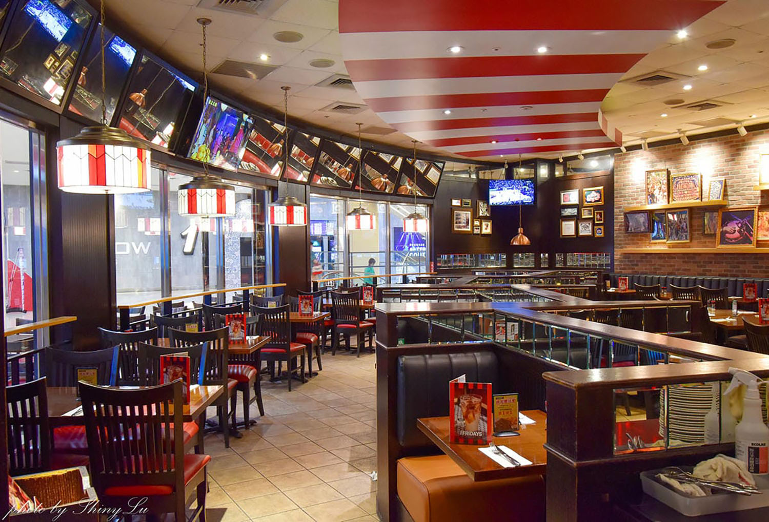 中和環球年年有好市！超強新春市集！特福鍋具福利品百元價起！同場還有歌林/義大利珈樂堤家電，ME5精品剪具 ，初菜·小菜良伴快閃特賣