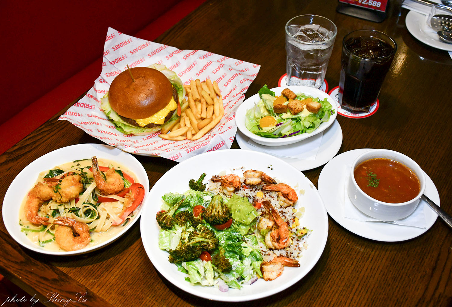 中和環球年年有好市！超強新春市集！特福鍋具福利品百元價起！同場還有歌林/義大利珈樂堤家電，ME5精品剪具 ，初菜·小菜良伴快閃特賣