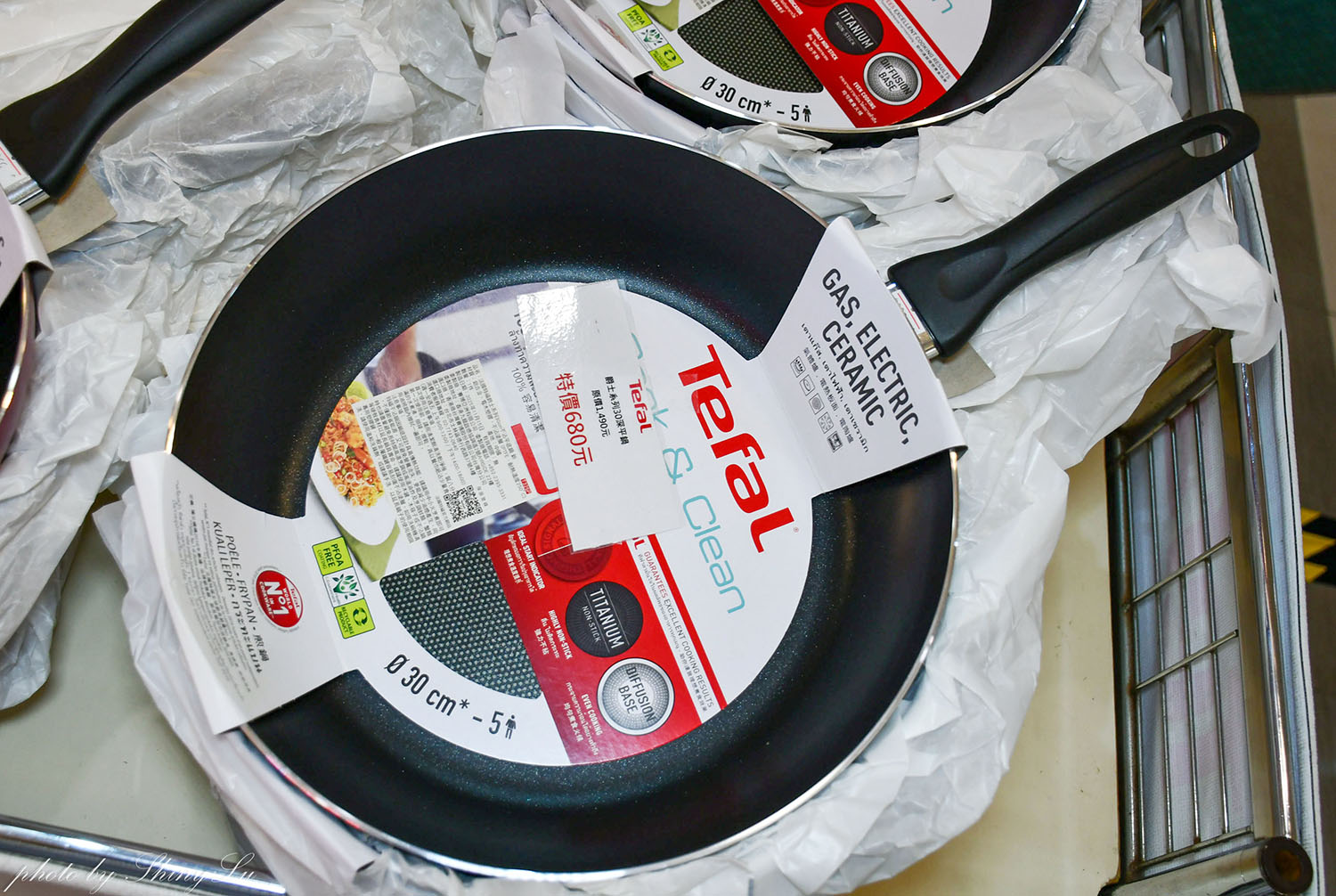 中和環球年年有好市！超強新春市集！特福鍋具福利品百元價起！同場還有歌林/義大利珈樂堤家電，ME5精品剪具 ，初菜·小菜良伴快閃特賣