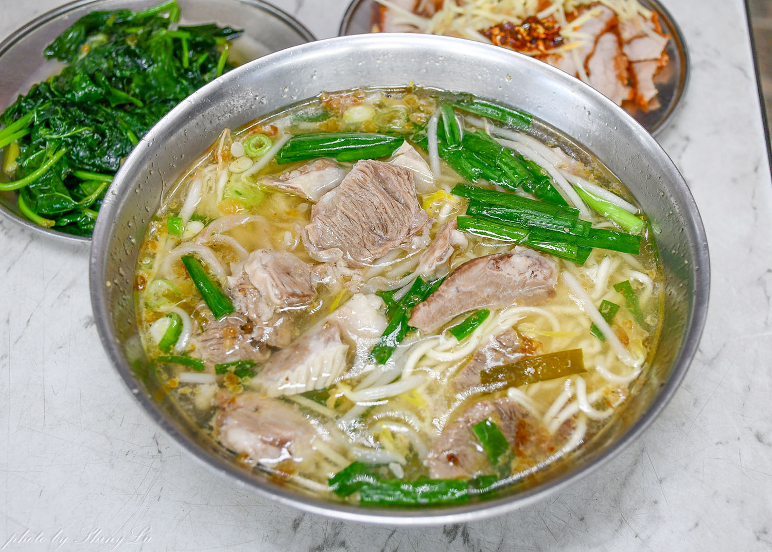 萬芳麵館，早餐吃肝連麵，長春市場美食必吃