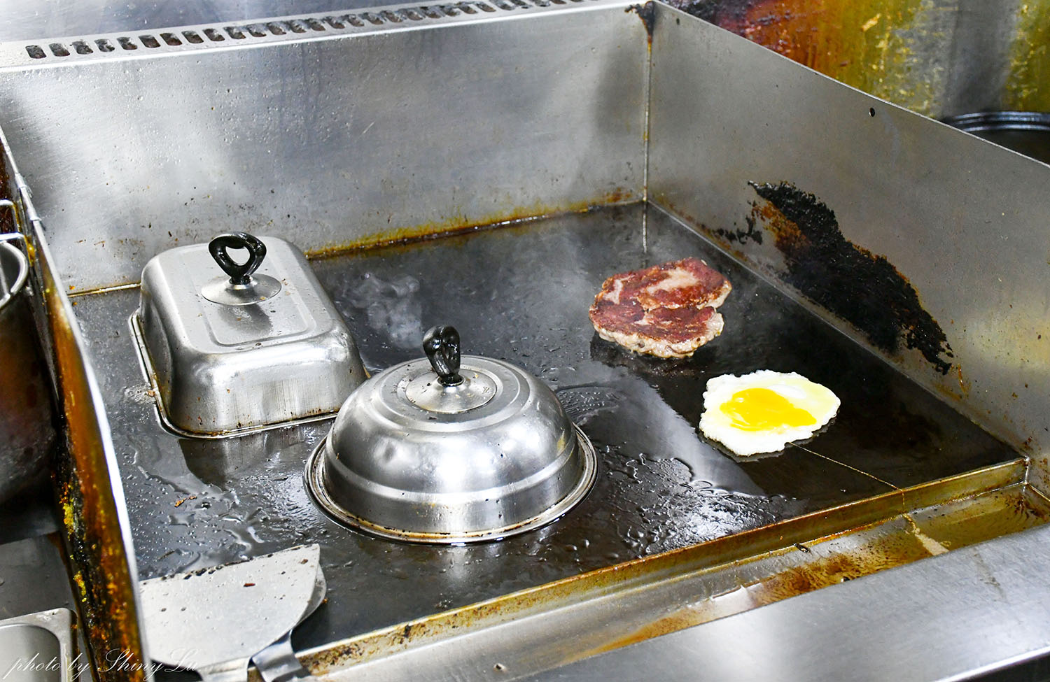 天母牛排推薦│6分熟牛排│百元就能吃到原塊肉牛排，內用可免費加麵