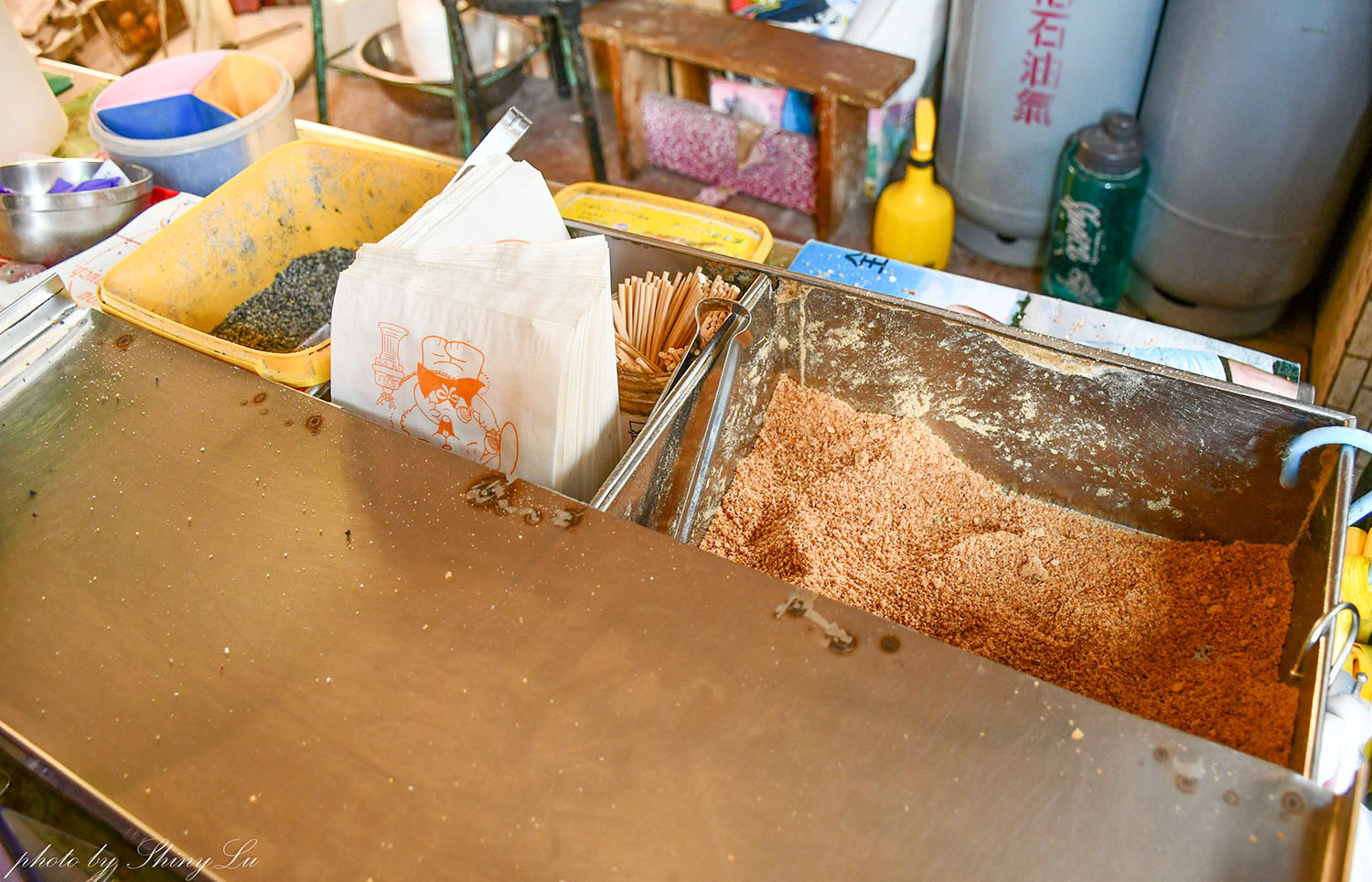 古月館糯米炸,一天只營業六小時,50年老店的小攤位 - 第5張圖 古月館糯米炸,一天只營業六小時,50年老店的小攤位