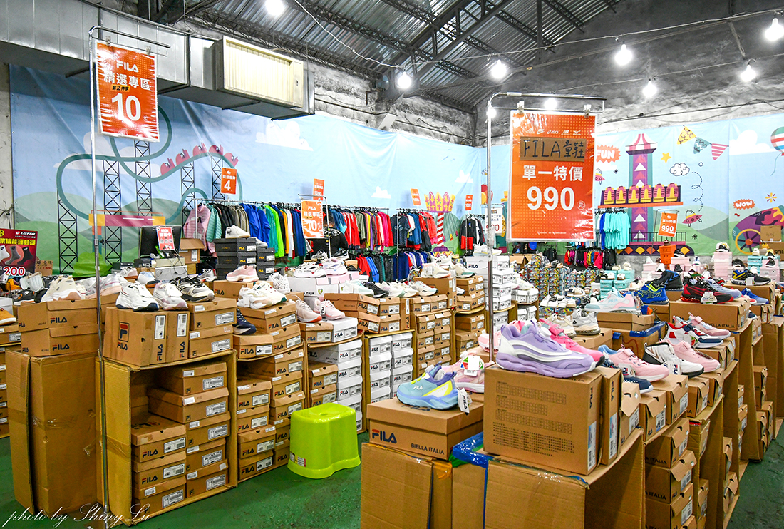 【彰化 N I K E 運動鞋特賣】運動服飾100元起🔥童鞋990元🔥F I L A第二雙十元(王子運動用品特賣) - 第5張圖 【彰化 N I K E 運動鞋特賣】運動服飾100元起🔥童鞋990元🔥F I L A第二雙十元(王子運動用品特賣)