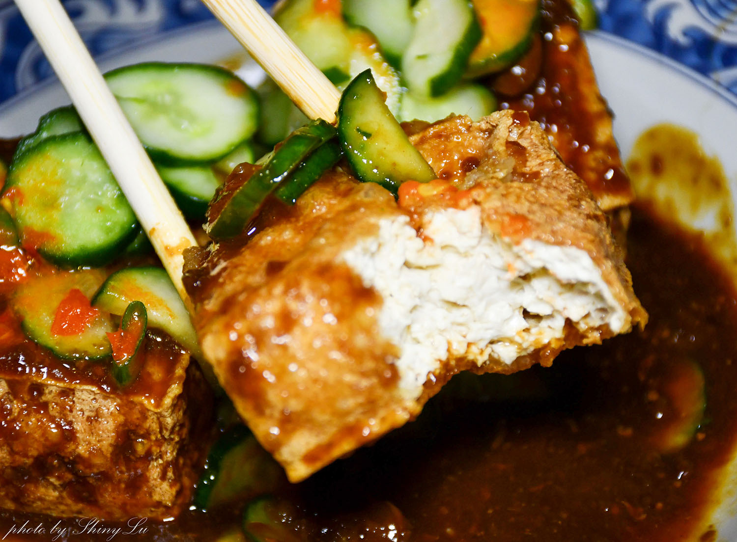 員林小吃推薦│舊電信局臭豆腐│特調醬汁加小黃瓜片超好吃