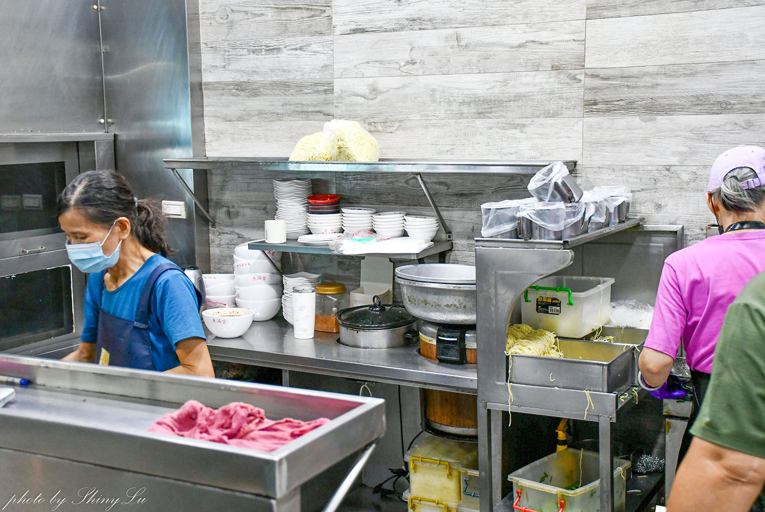 魚滿堂豐原排骨麵，湯頭古早味超大份，彰化員林美食30年老店