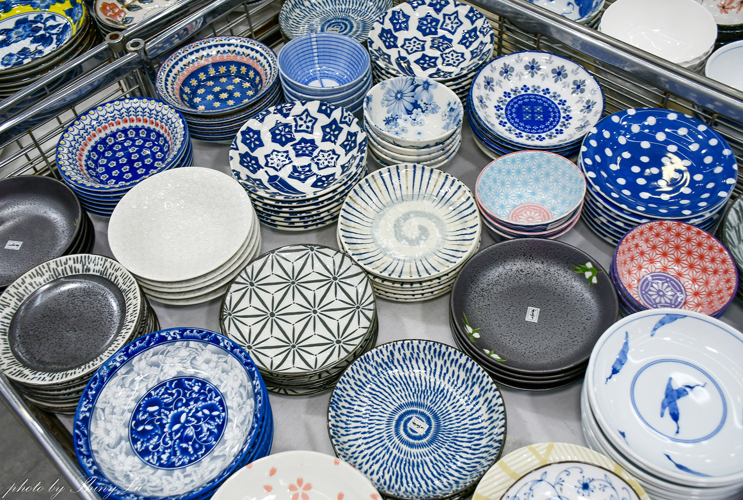 2026日本碗盤瓷器快閃特賣！三個100起，捷運松山站2號出口旁，千款萬古燒/有田燒/九谷窯/信樂燒都有