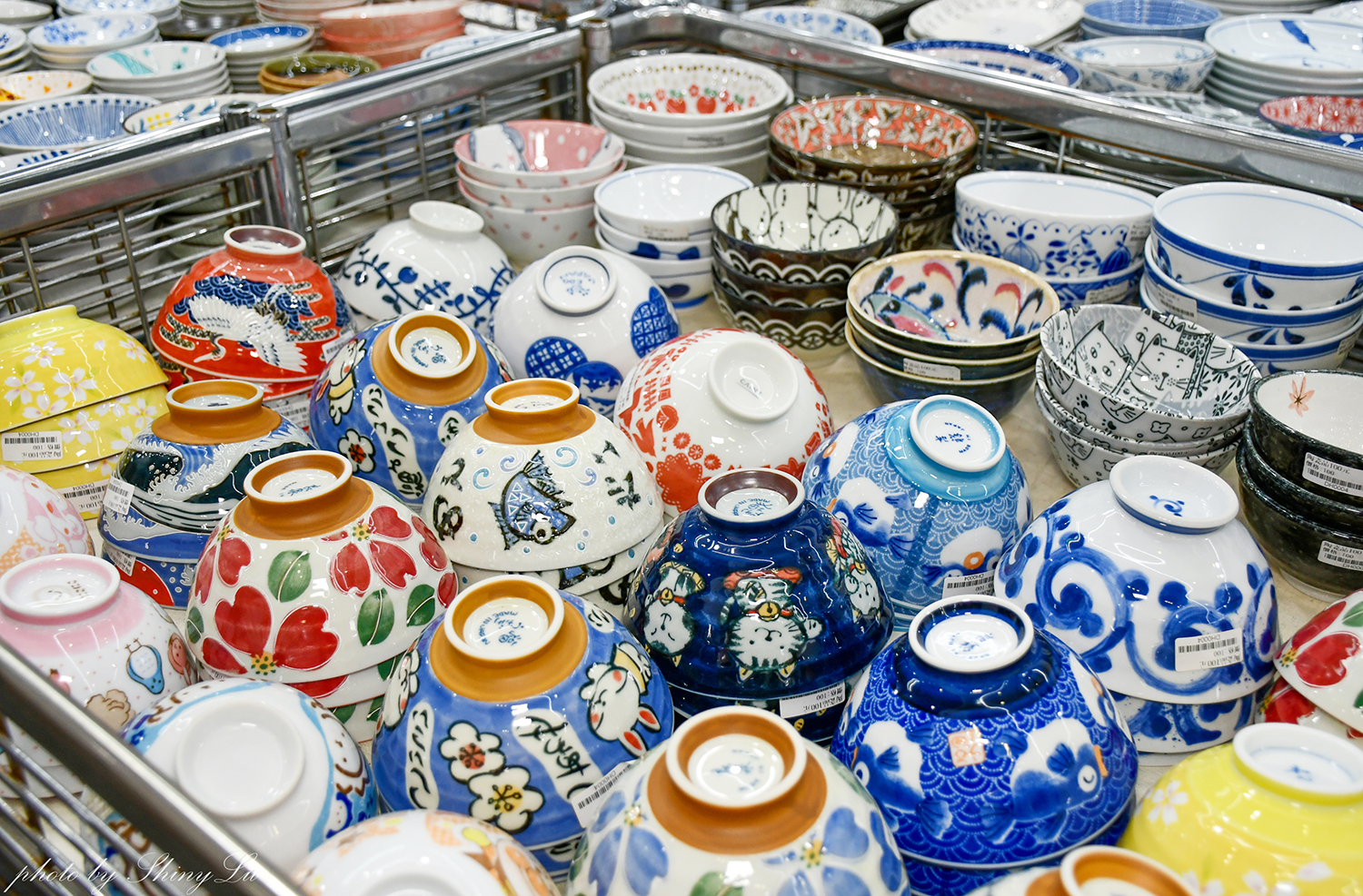 2026日本碗盤瓷器快閃特賣！三個100起，捷運松山站2號出口旁，千款萬古燒/有田燒/九谷窯/信樂燒都有