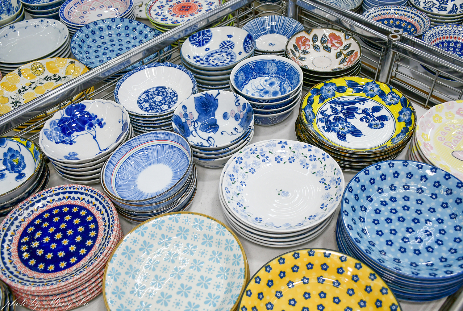 2026日本碗盤瓷器快閃特賣！三個100起，捷運松山站2號出口旁，千款萬古燒/有田燒/九谷窯/信樂燒都有