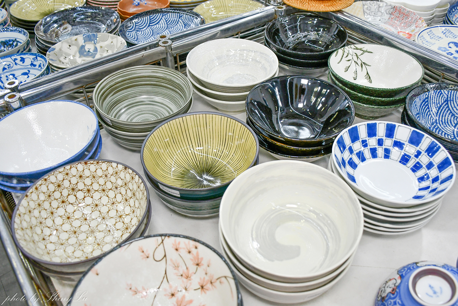 2026日本碗盤瓷器快閃特賣！三個100起，捷運松山站2號出口旁，千款萬古燒/有田燒/九谷窯/信樂燒都有