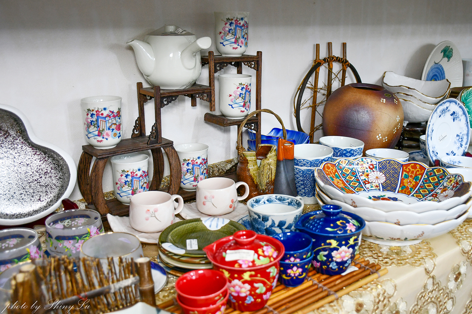 2026日本碗盤瓷器快閃特賣！三個100起，捷運松山站2號出口旁，千款萬古燒/有田燒/九谷窯/信樂燒都有