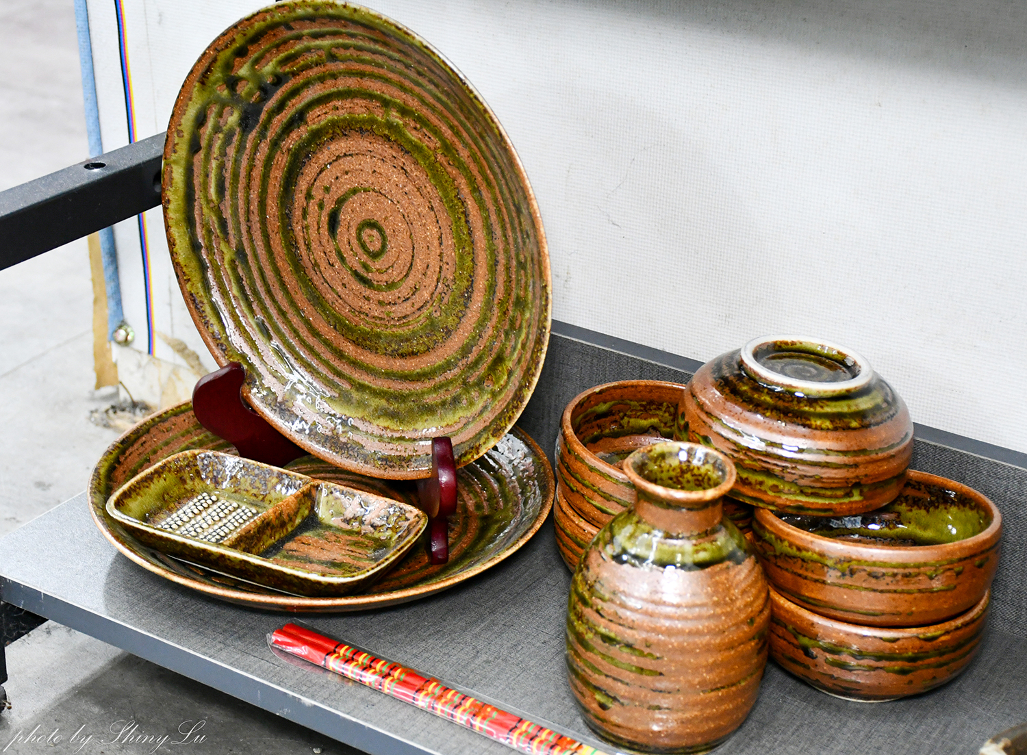 2026日本碗盤瓷器快閃特賣！三個100起，捷運松山站2號出口旁，千款萬古燒/有田燒/九谷窯/信樂燒都有