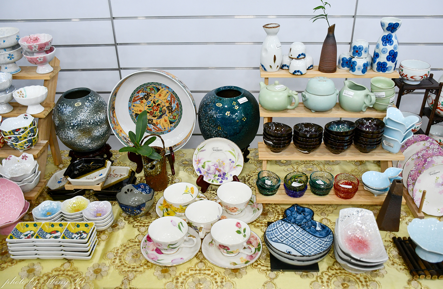 2026日本碗盤瓷器快閃特賣！三個100起，捷運松山站2號出口旁，千款萬古燒/有田燒/九谷窯/信樂燒都有