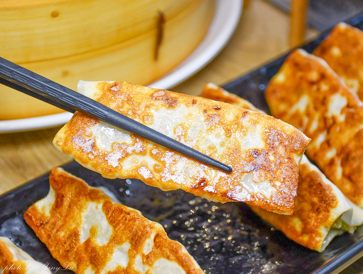 林口好吃鍋貼推薦《食功夫鍋貼蒸餃長庚店》焦香味十足 - 第7張圖 林口好吃鍋貼推薦《食功夫鍋貼蒸餃長庚店》焦香味十足