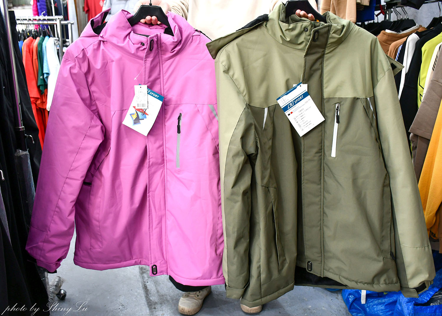 桃園中壢【KANGOL服飾買五送一】同場還有機能服飾保暖衣88元，外套399元起