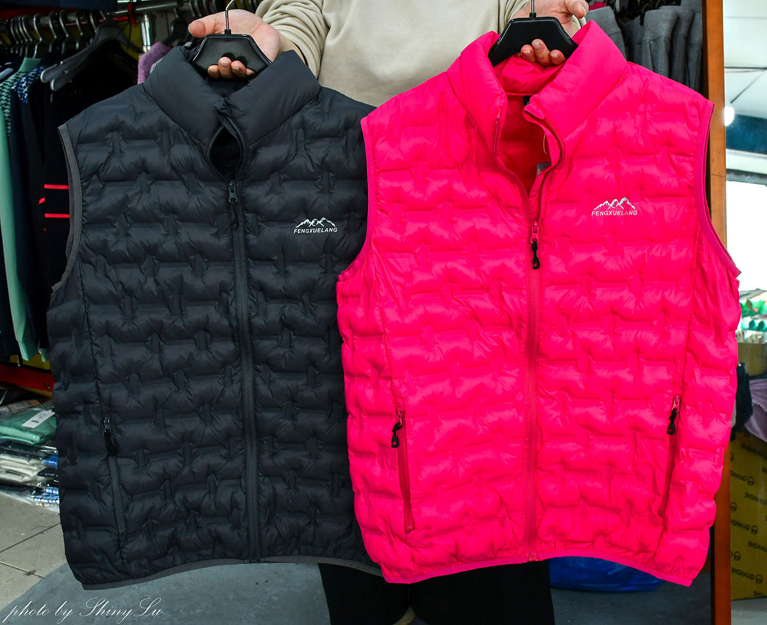 桃園中壢【KANGOL服飾買五送一】同場還有機能服飾保暖衣88元，外套399元起