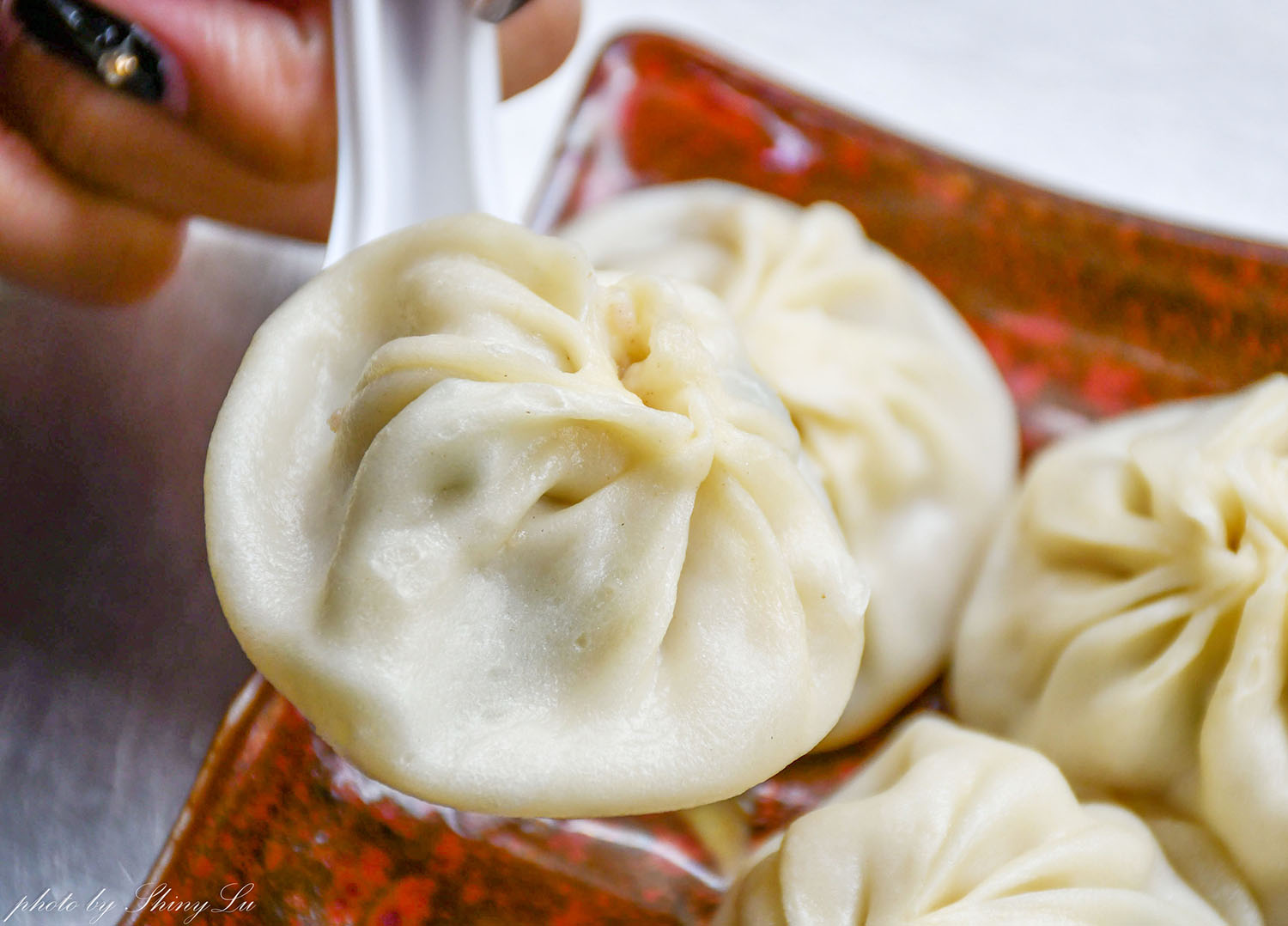 從早上吃到宵夜│御冠園鮮肉湯包專賣店│高人氣的中原夜市小吃