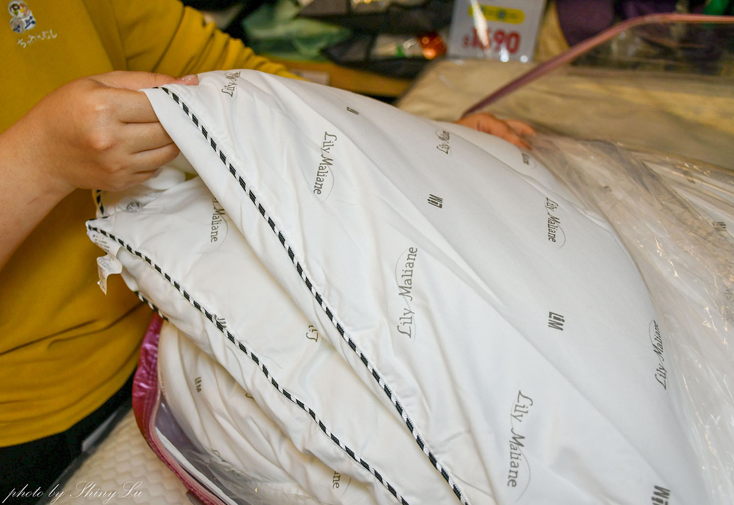 【法頌寢飾生活館南投店】歲末年終特賣│滿3000現折300，毛毯100元起，機能枕頭買一送一（可刷卡）