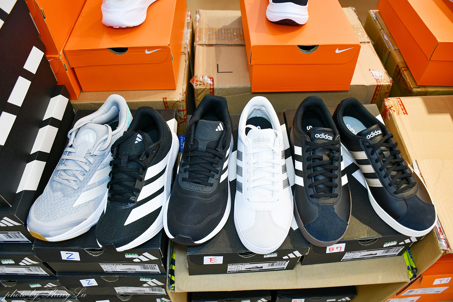 台北八德路一段【N I K E 運動鞋特賣】F I L A五折🔥MIZUNO/New Balance童鞋出清990元（可刷卡） 王子運動用品特賣