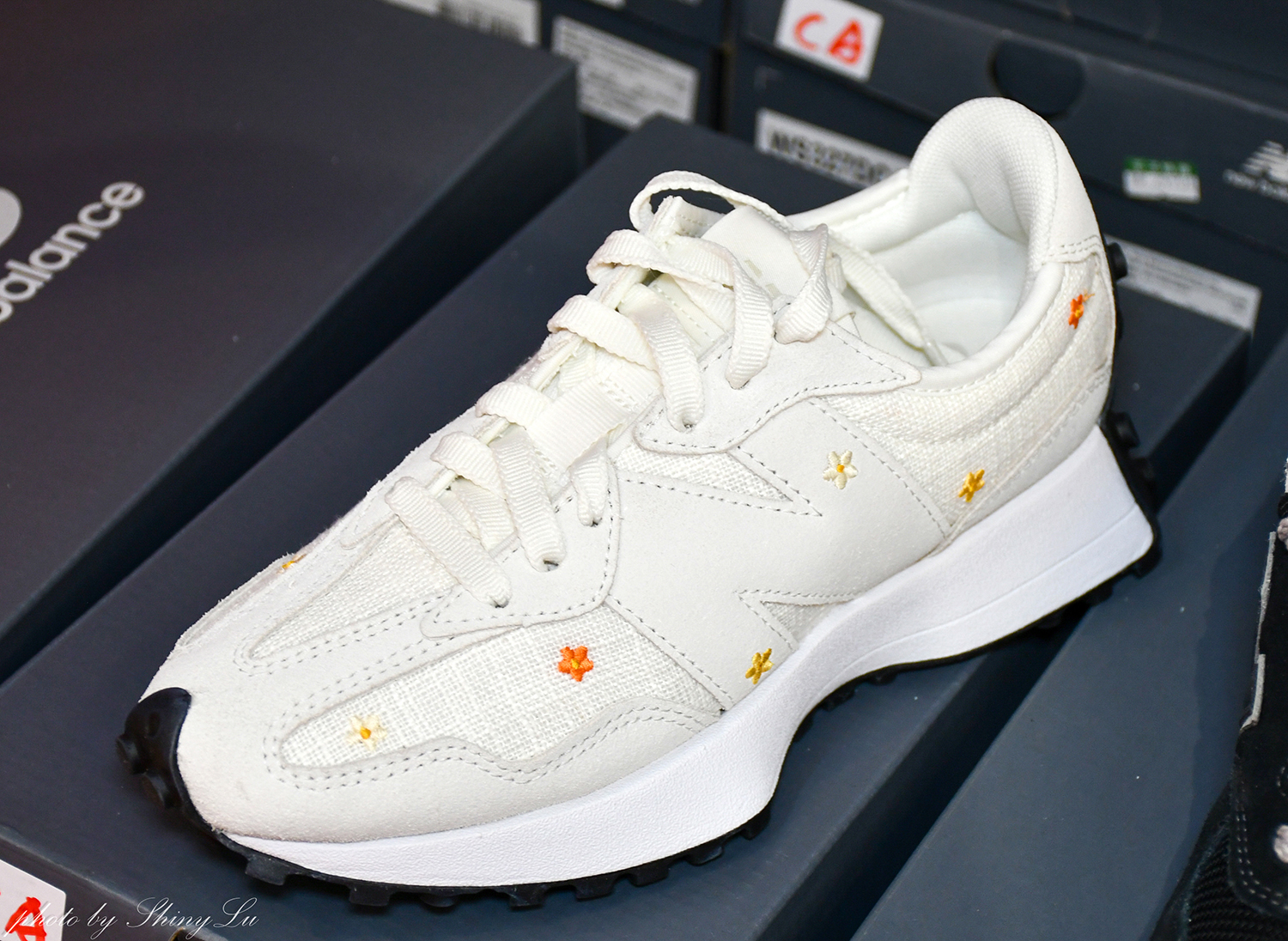 台北八德路一段【N I K E 運動鞋特賣】F I L A五折🔥MIZUNO/New Balance童鞋出清990元（可刷卡） 王子運動用品特賣