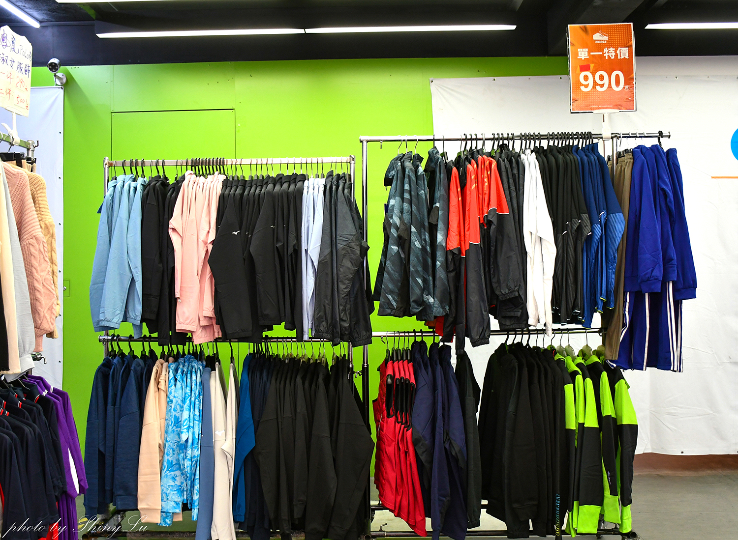 台北八德路一段【N I K E 運動鞋特賣】F I L A五折🔥MIZUNO/New Balance童鞋出清990元（可刷卡） 王子運動用品特賣