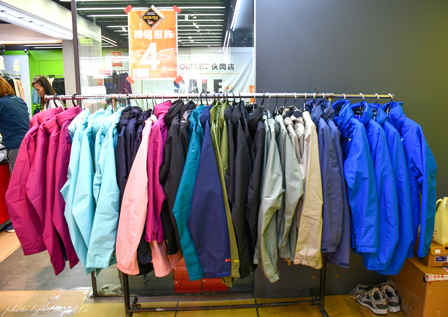 台北八德路一段【N I K E 運動鞋特賣】F I L A五折🔥MIZUNO/New Balance童鞋出清990元（可刷卡） 王子運動用品特賣