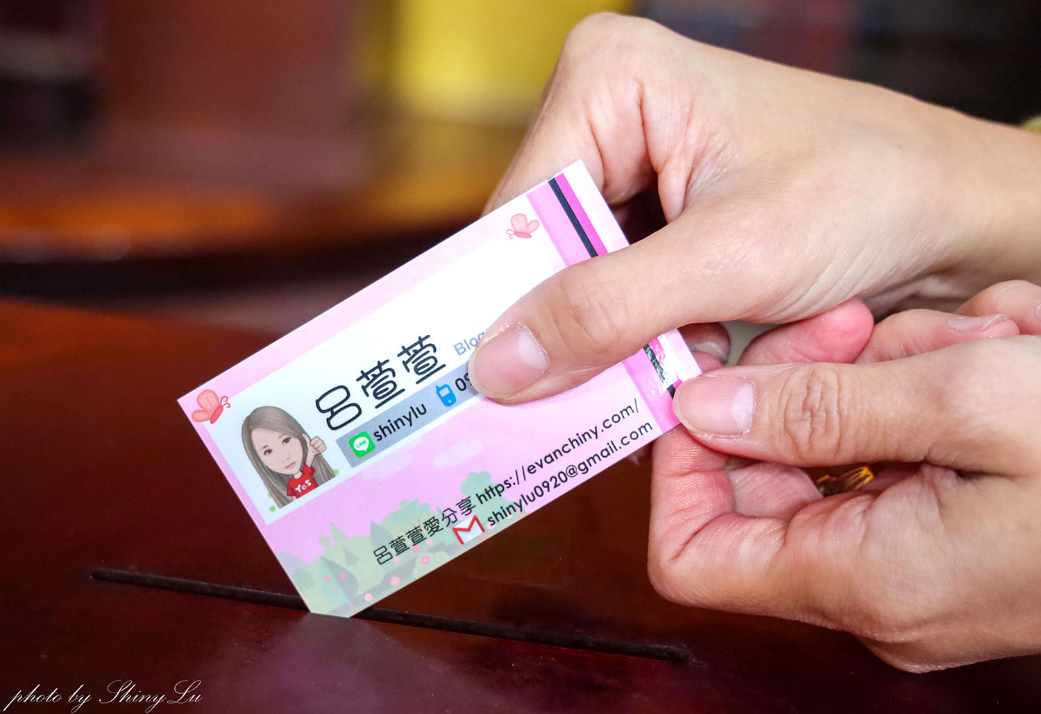 迎富送窮廟怎麼拜？送窮咒文、求發財金全功略，聖杯大道超好拍