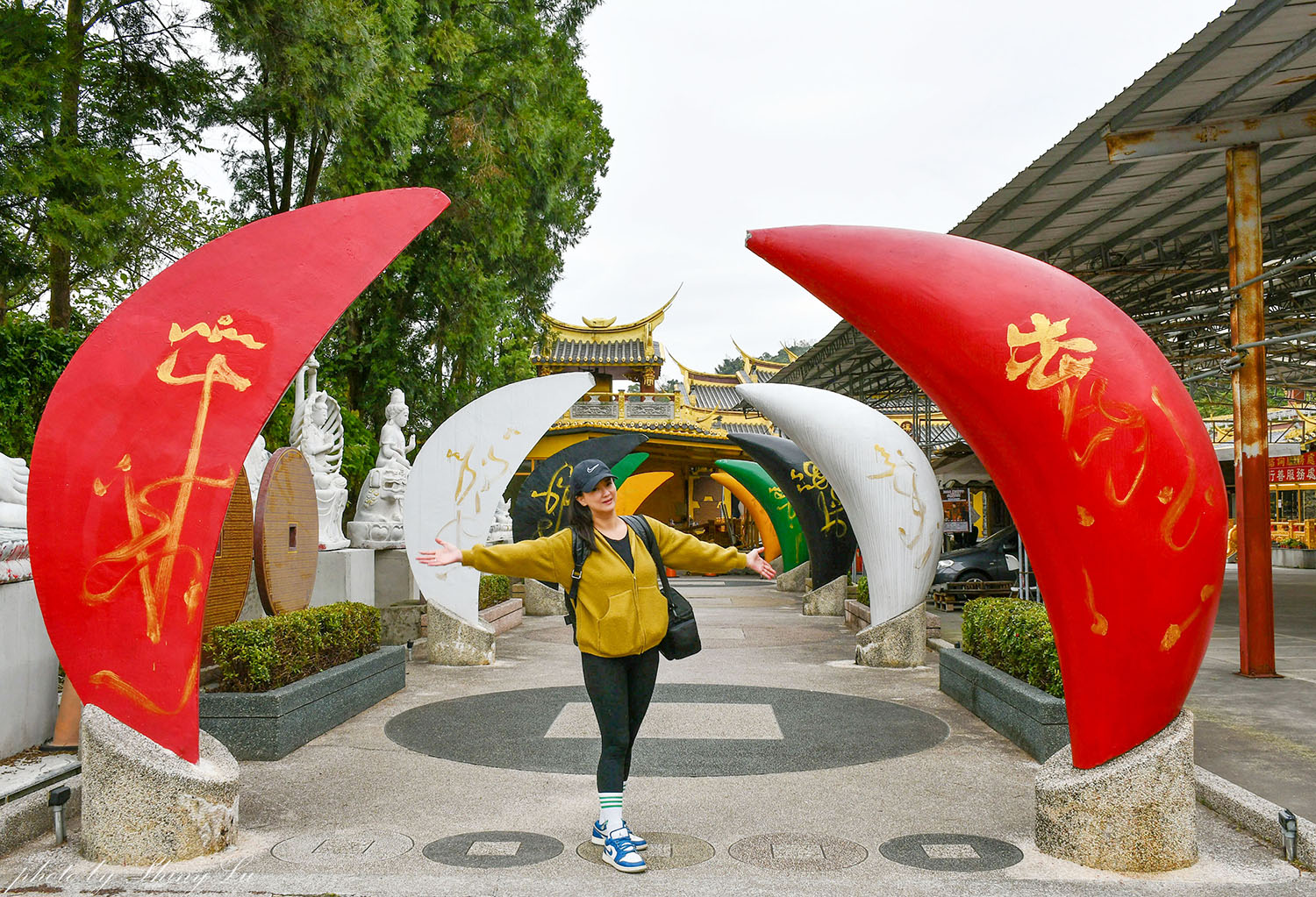 迎富送窮廟怎麼拜？送窮咒文、求發財金全功略，聖杯大道超好拍