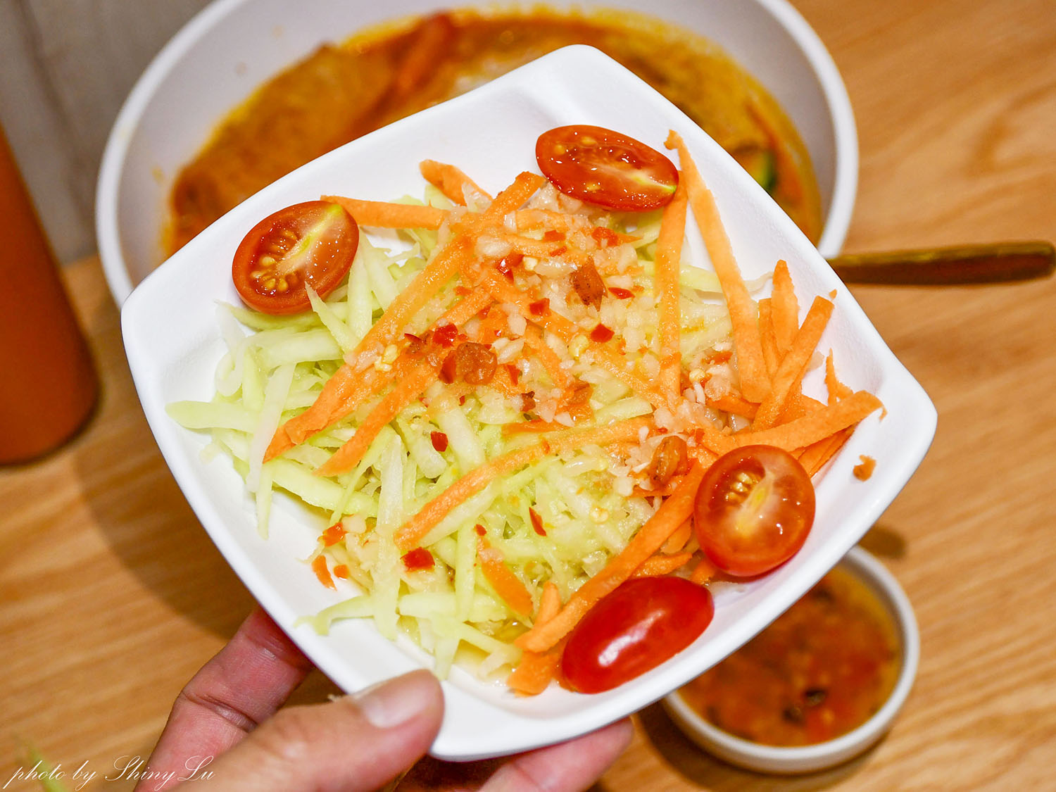 一個人也可以吃泰式！林口長庚美食《香泰迷迷》數十種配料想吃什麼自已搭配