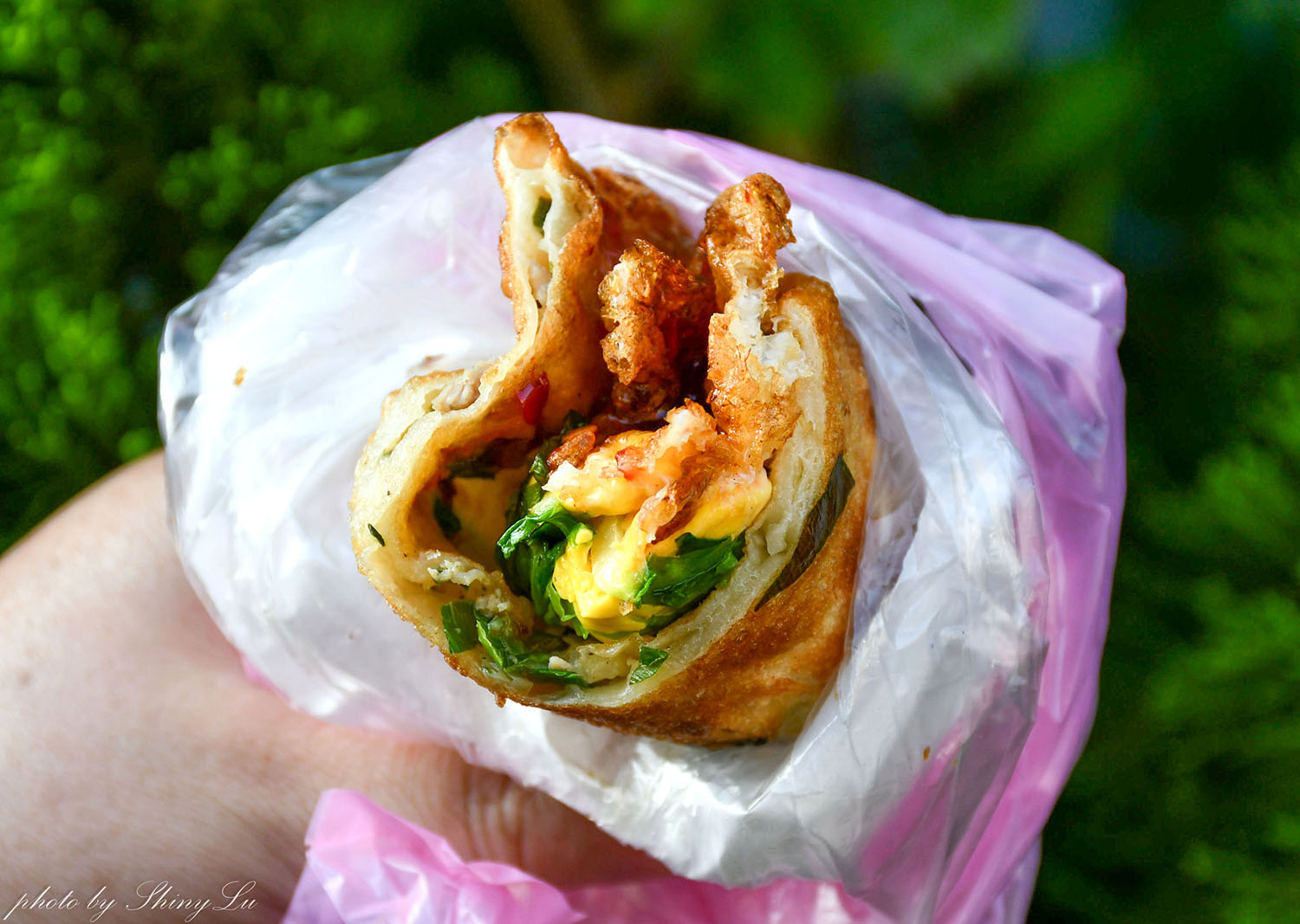 招牌倒過來！鮮肉蔥油餅 (高雄蔥油餅)大園小吃推薦