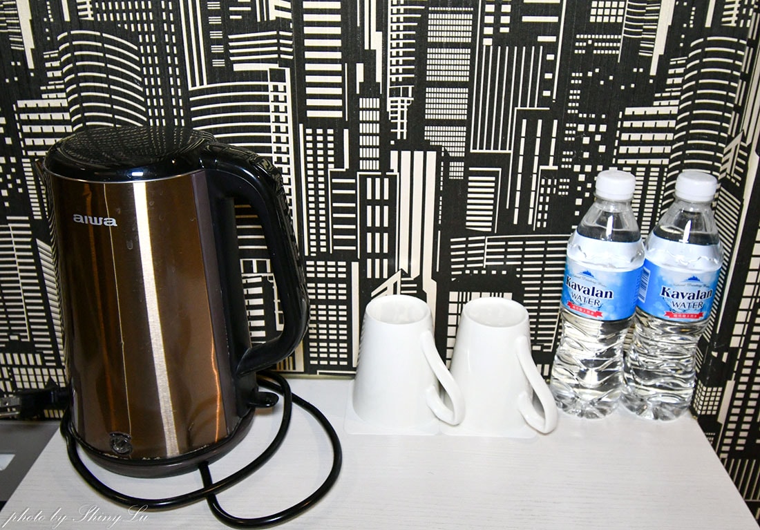 宮賞藝術大飯店評論心得，有兒童遊戲室、下午茶、早餐吃到飽，而且客房超級大！高雄親子飯店推薦