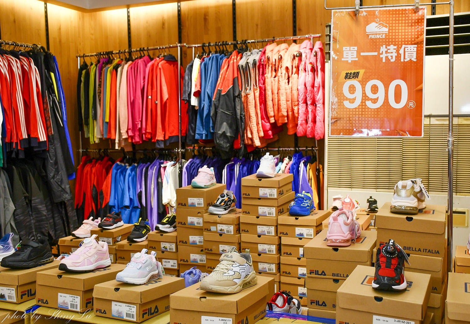 年後出清！東區【Nike運動鞋特賣】二雙1000元起，零碼出清只要990元，FILA下殺五折（可刷卡）王子運動用品特賣