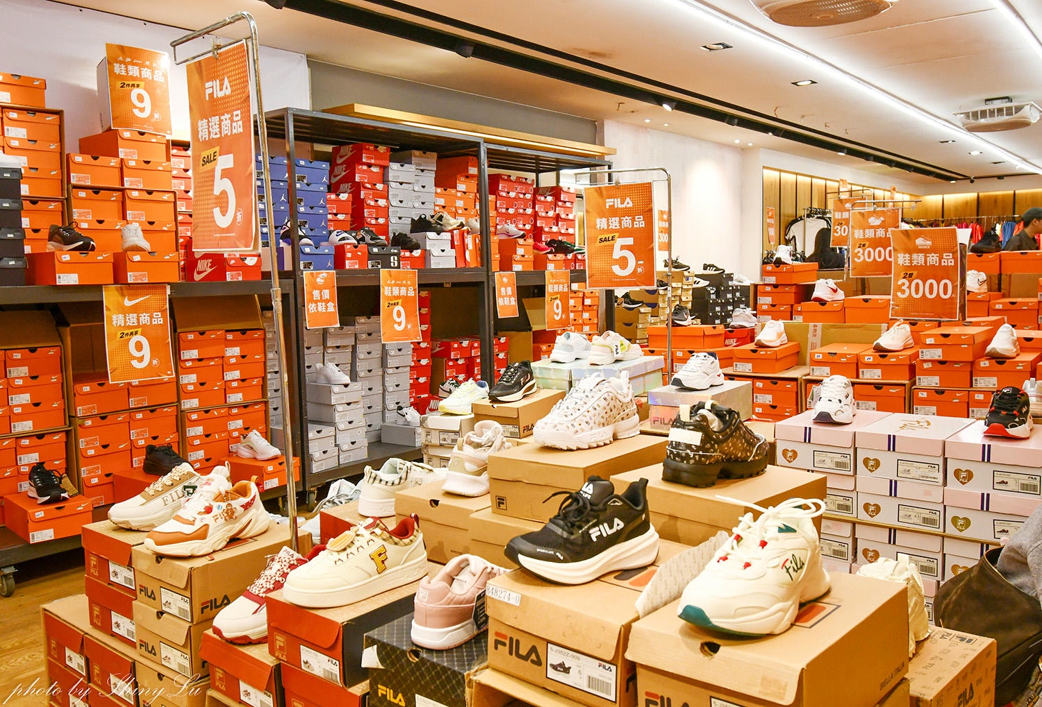 年後出清！東區【Nike運動鞋特賣】二雙1000元起，零碼出清只要990元，FILA下殺五折（可刷卡）王子運動用品特賣