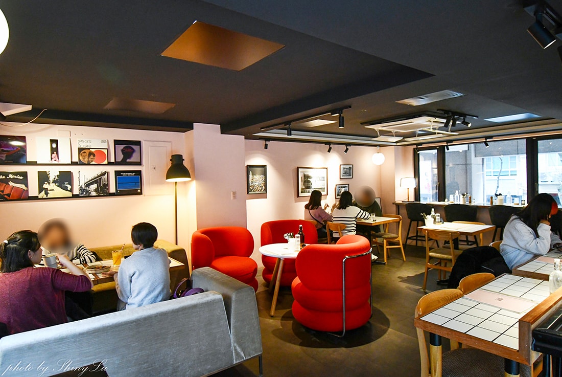 IDK Café & Restaurant，隱身社區大樓，英倫風格林口早午餐/餐酒館