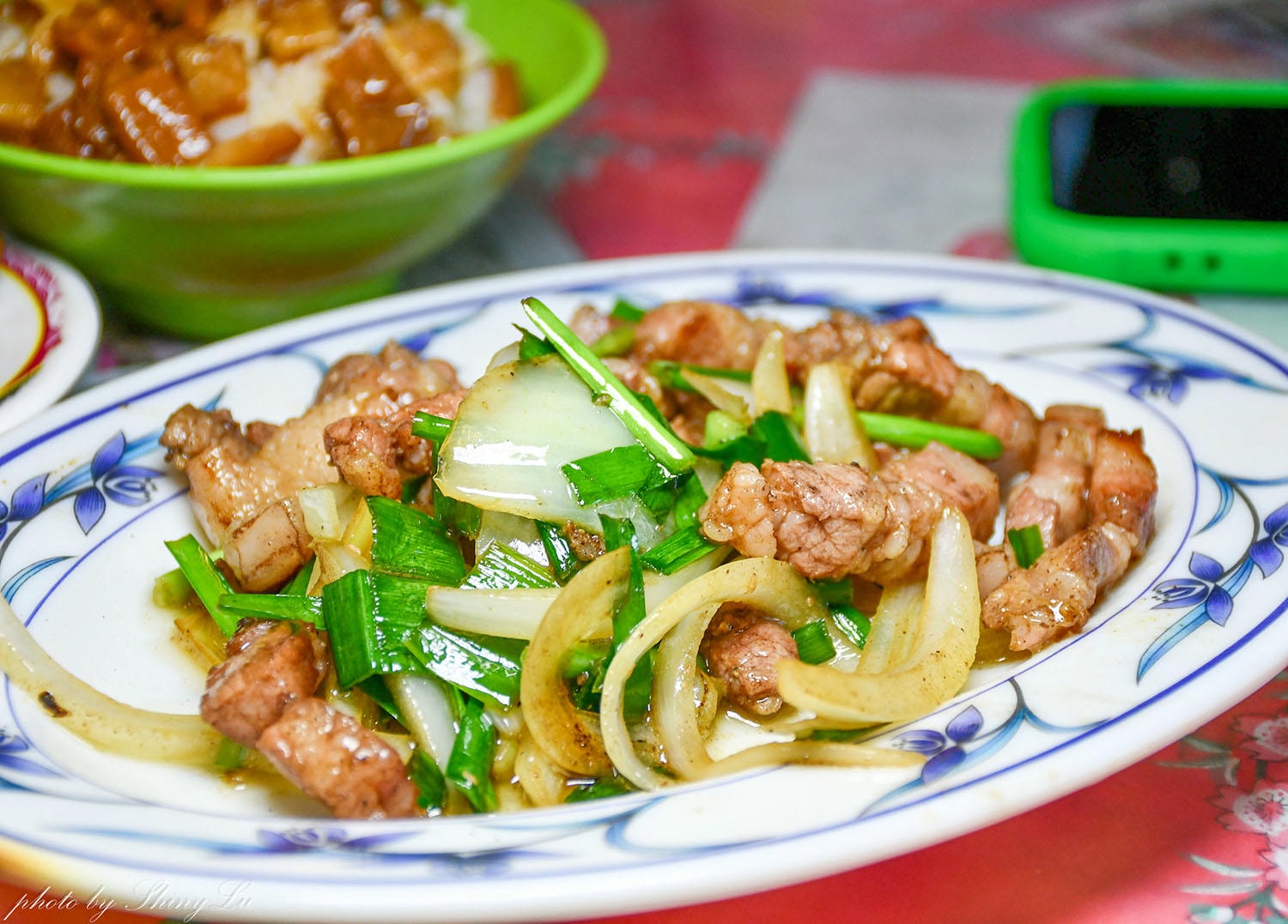 大溪美食推薦│黃記豬腳專賣店│90歲高齡阿嬤超可愛