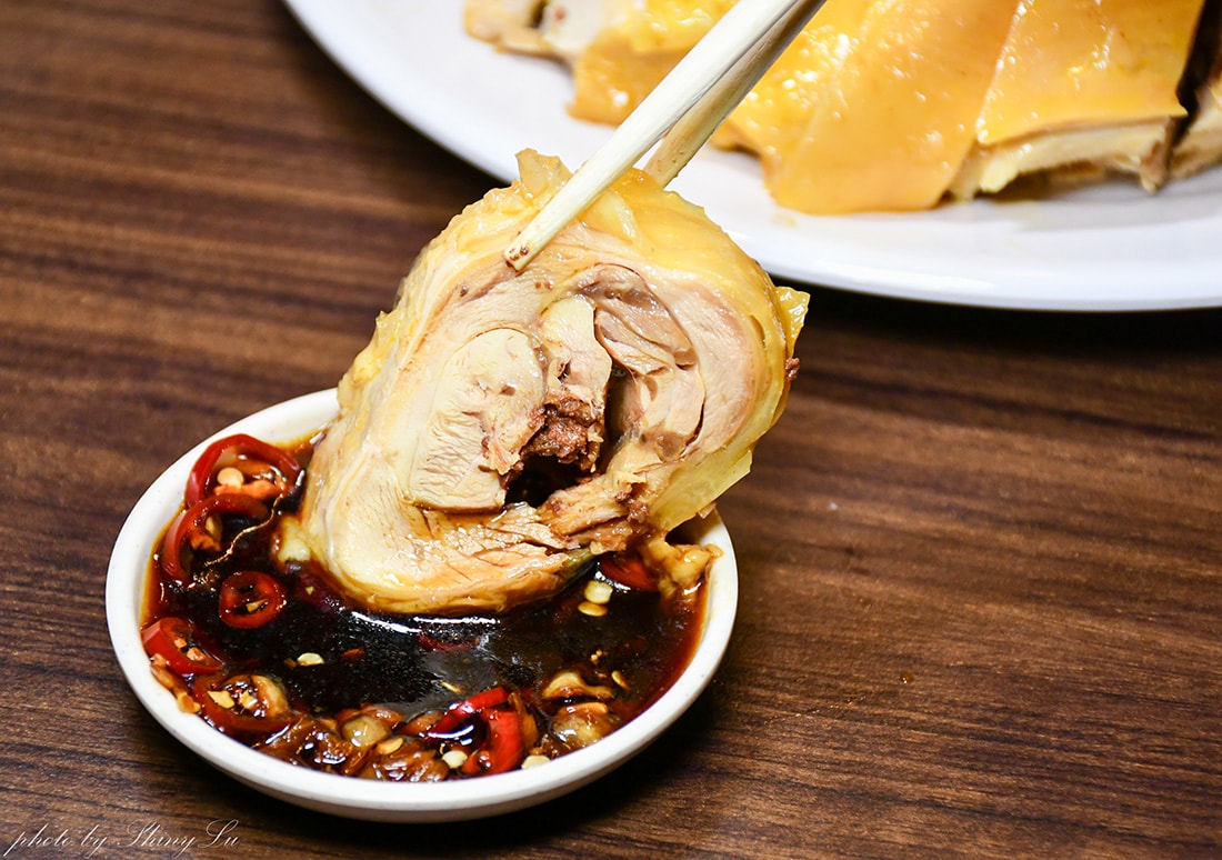石碇老街美食│福寶飲食店│70年老店│閹雞有夠嫩