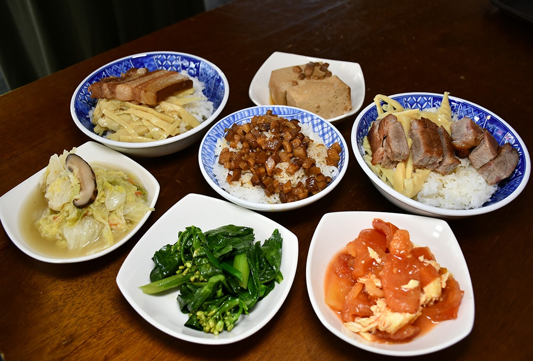 燥神│隱身巷弄內老宅美食│必吃東坡肉│高雄鳳山肉燥飯推薦