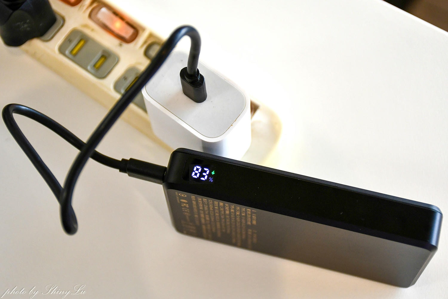 enerpad UFO行動電源好用嗎?開箱實測!防爆固態磁吸式行動電源 MX-10000-SS/防爆多合一固態磁吸式行動電源 MT-10000 - 第14張圖 enerpad UFO行動電源好用嗎?開箱實測!防爆固態磁吸式行動電源 MX-10000-SS/防爆多合一固態磁吸式行動電源 MT-10000