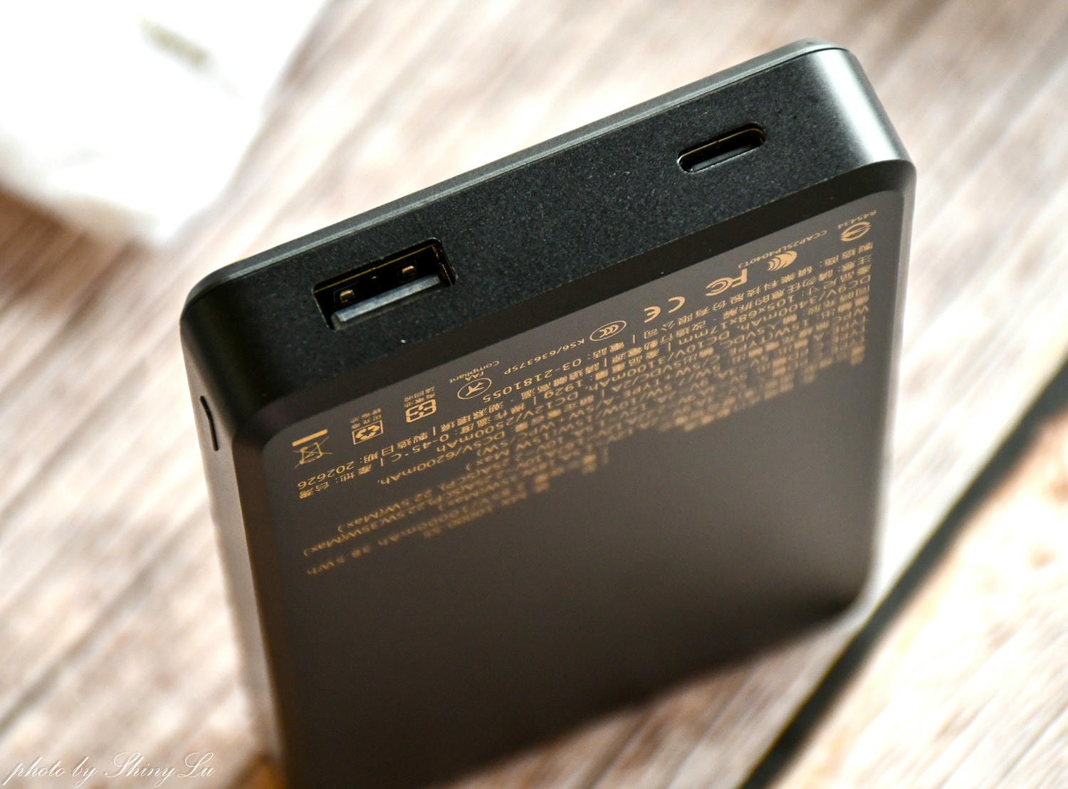 enerpad UFO行動電源好用嗎?開箱實測!防爆固態磁吸式行動電源 MX-10000-SS/防爆多合一固態磁吸式行動電源 MT-10000 - 第15張圖 enerpad UFO行動電源好用嗎?開箱實測!防爆固態磁吸式行動電源 MX-10000-SS/防爆多合一固態磁吸式行動電源 MT-10000