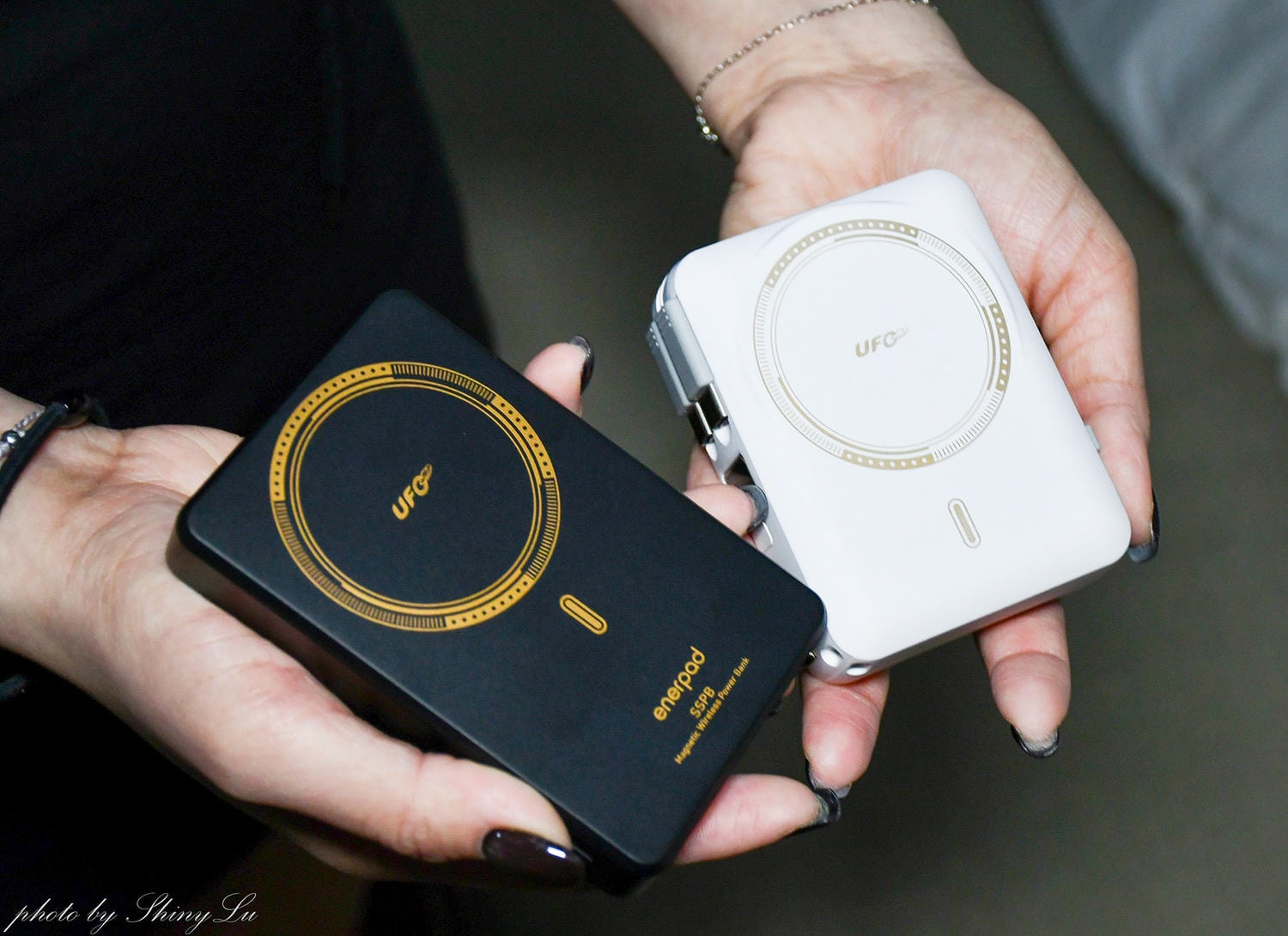 enerpad UFO行動電源好用嗎?開箱實測!防爆固態磁吸式行動電源 MX-10000-SS/防爆多合一固態磁吸式行動電源 MT-10000 - 第18張圖 enerpad UFO行動電源好用嗎?開箱實測!防爆固態磁吸式行動電源 MX-10000-SS/防爆多合一固態磁吸式行動電源 MT-10000