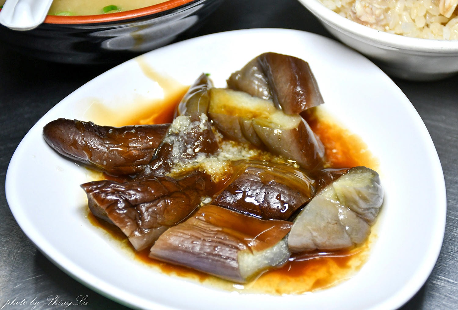 早上七點半開始營業，和平嘉義火雞肉飯，40年老店嘉義美食推薦