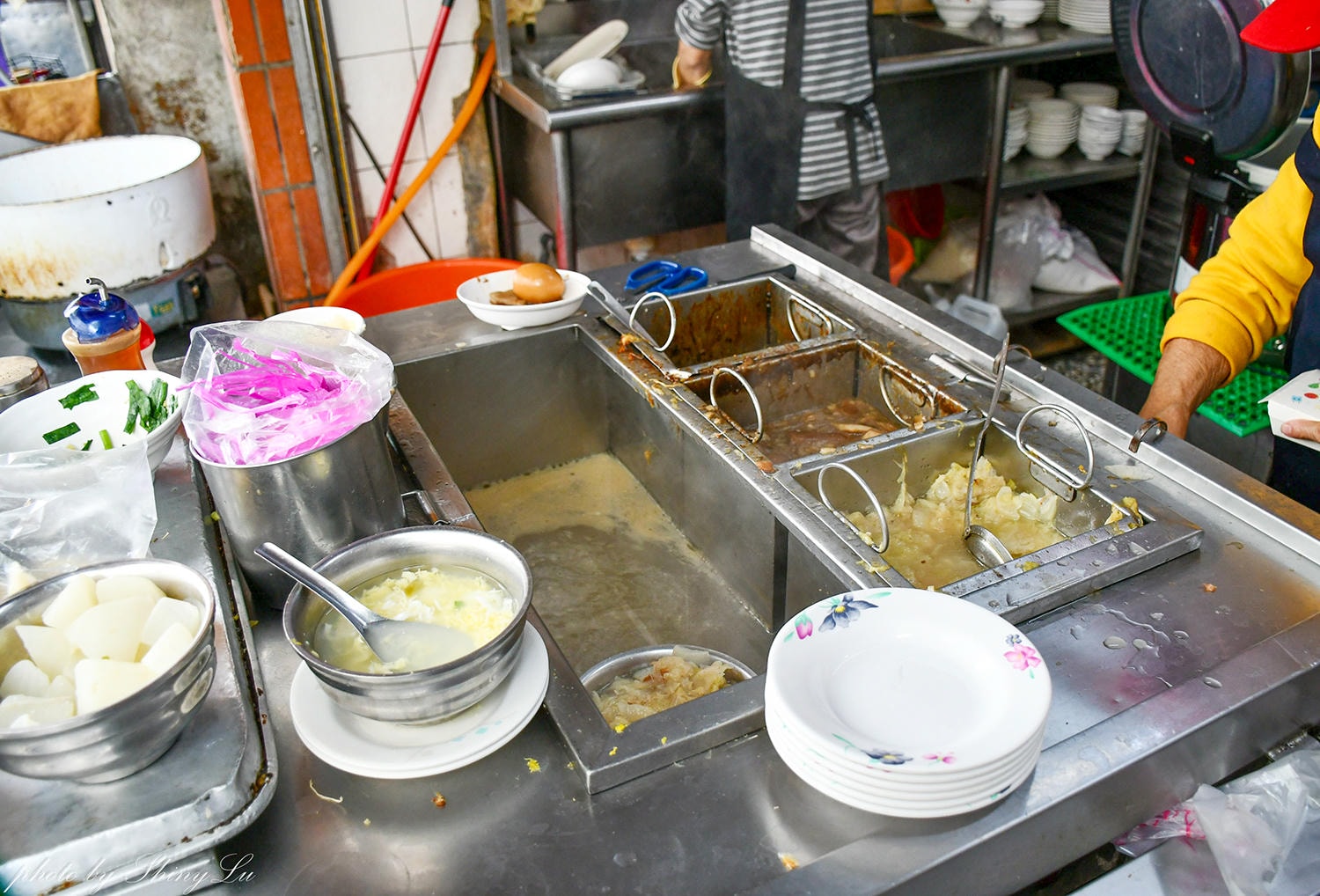 早上七點半開始營業，和平嘉義火雞肉飯，40年老店嘉義美食推薦