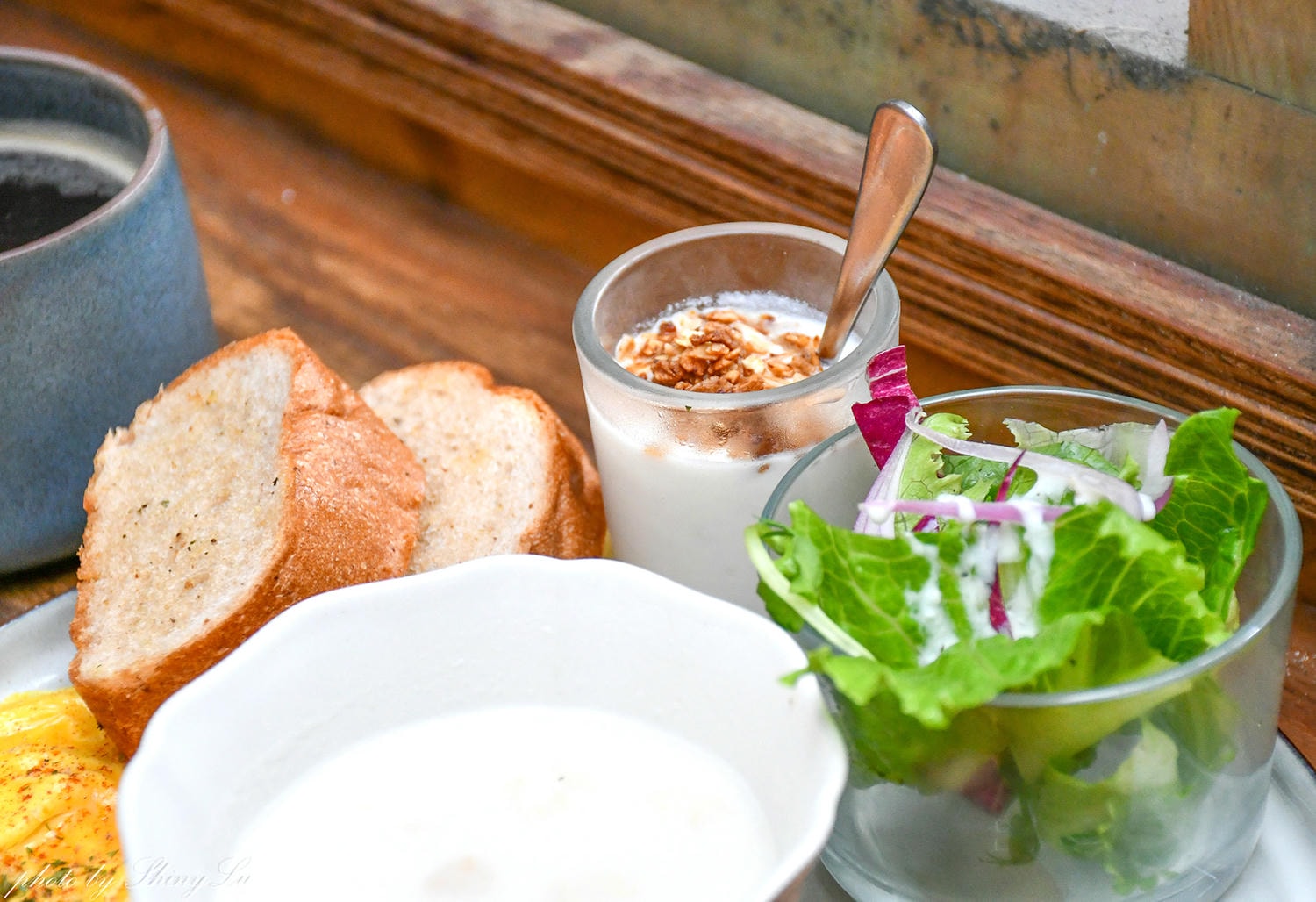 羅東車站美食│奧莉薇雅早午餐│老屋變身早午餐店，復古氛圍美到不想走