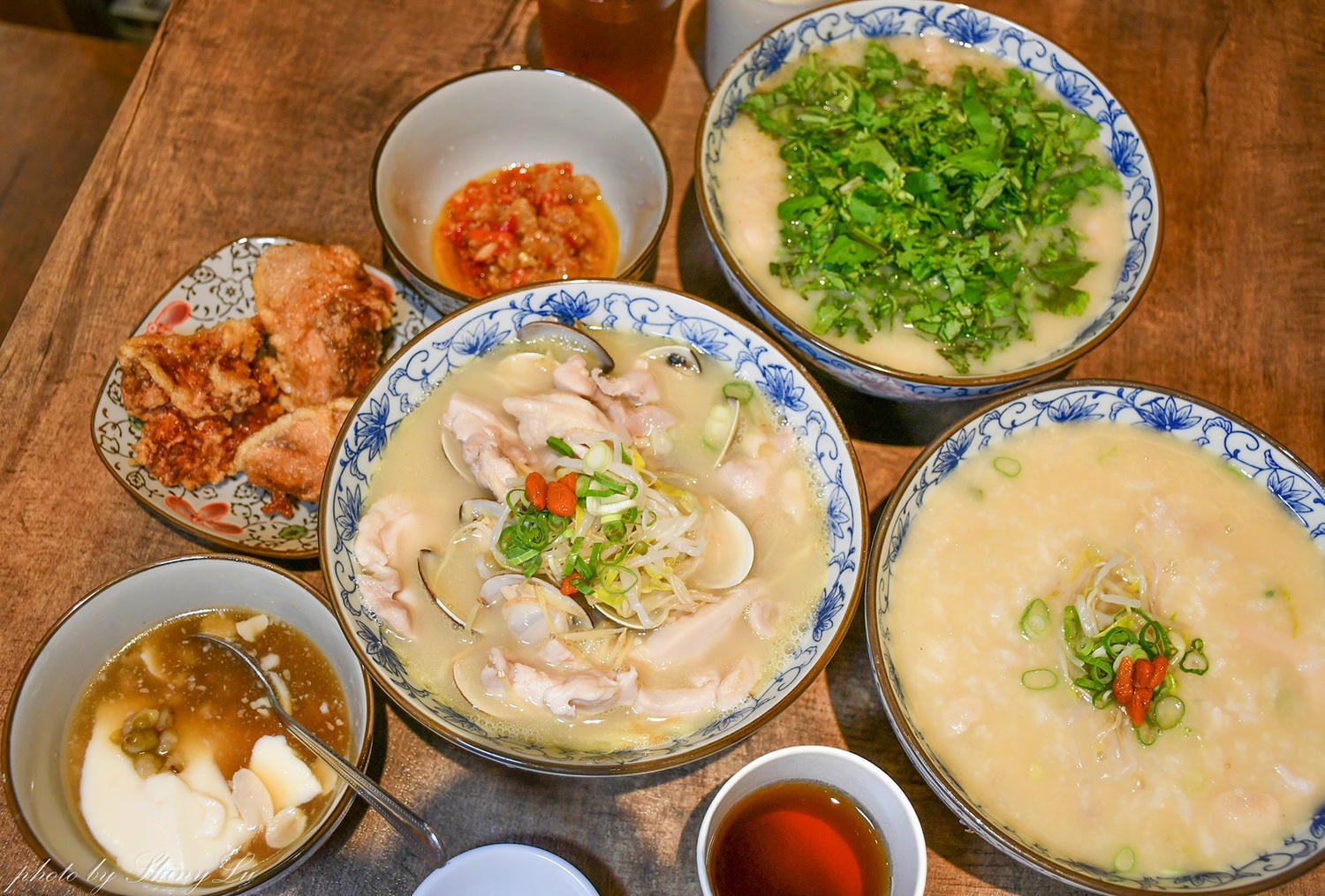 富善雞湯麵舖中和民樂店，湯麵190元起，還有霜淇淋/豆花/飲料吃到飽│中和美食