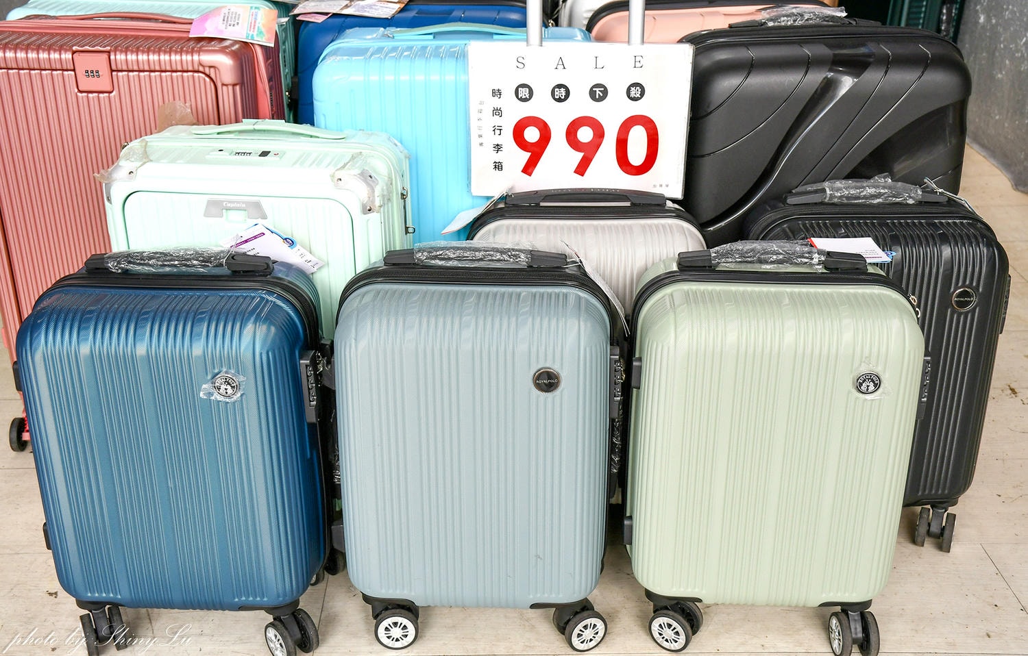 【2026台北行李箱特賣】工廠直營！行李箱/登機箱990元起！一年保固終身為修，消費滿額還送旅行拉桿包（加賀屋行李箱）