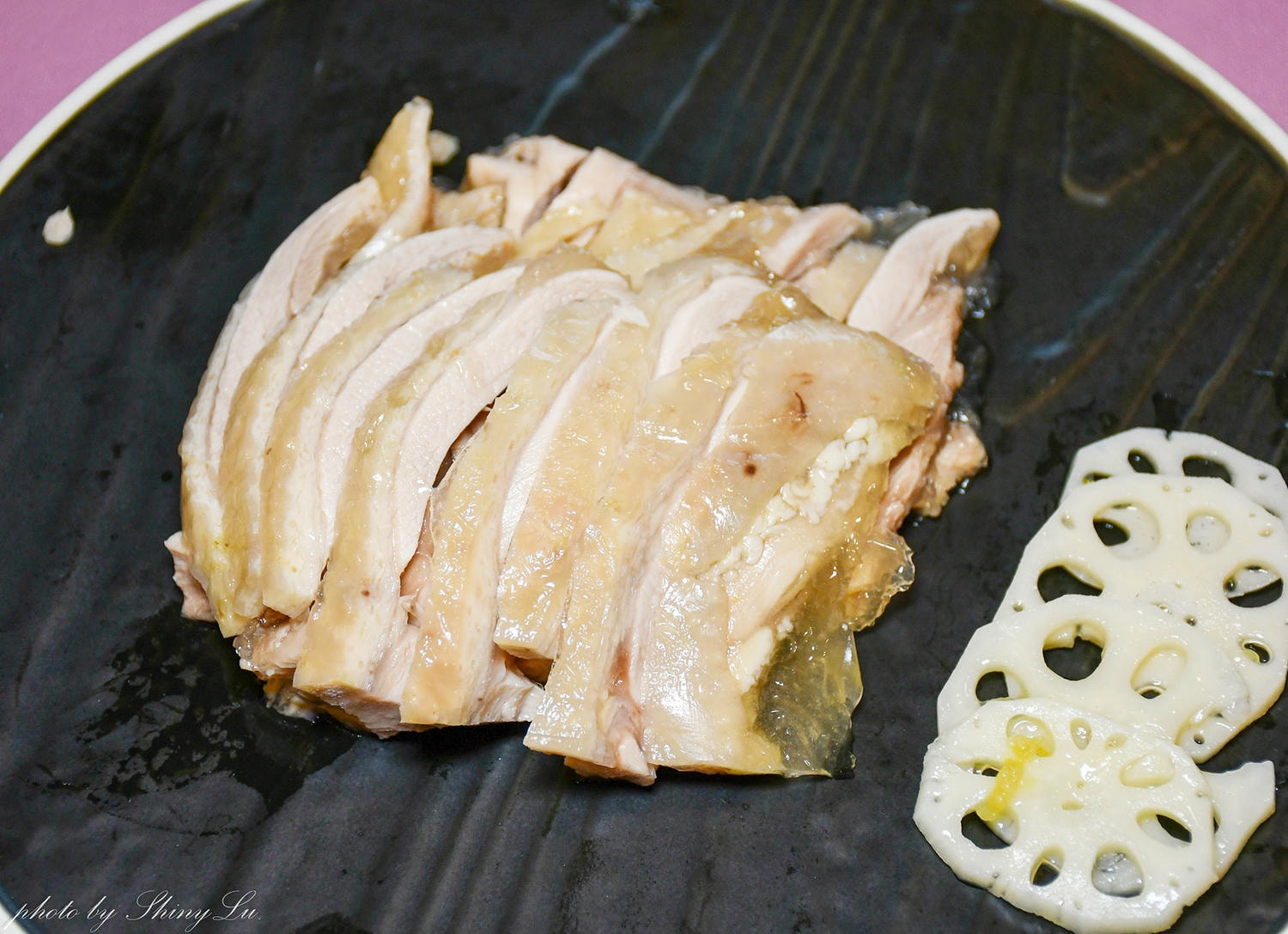 青青格麗絲│港點百匯，脆皮雞火焰秀超酷！739元起/超過60道港點熱炒隨你吃，桃園港式飲茶吃到飽推薦