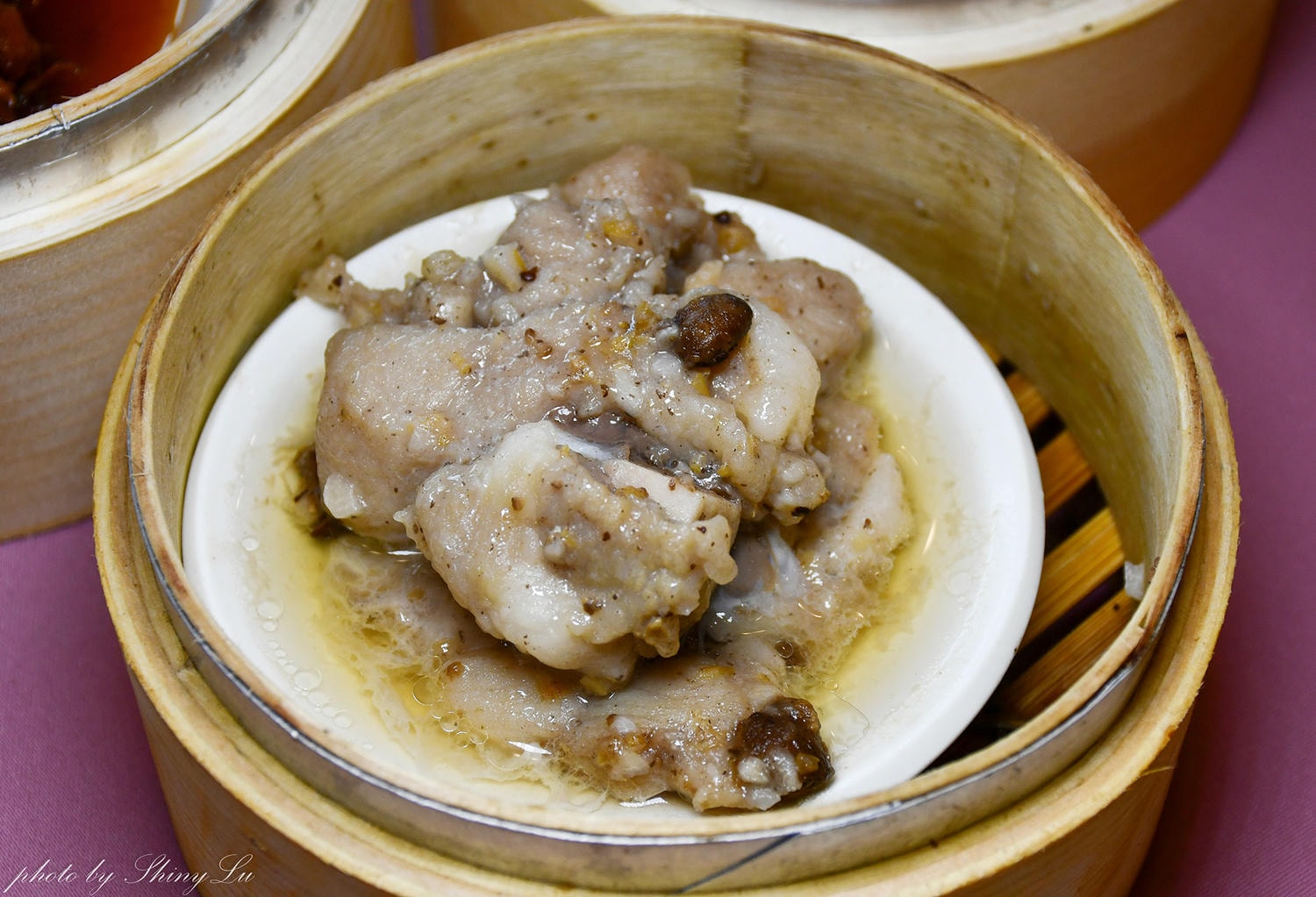 青青格麗絲│港點百匯，脆皮雞火焰秀超酷！739元起/超過60道港點熱炒隨你吃，桃園港式飲茶吃到飽推薦