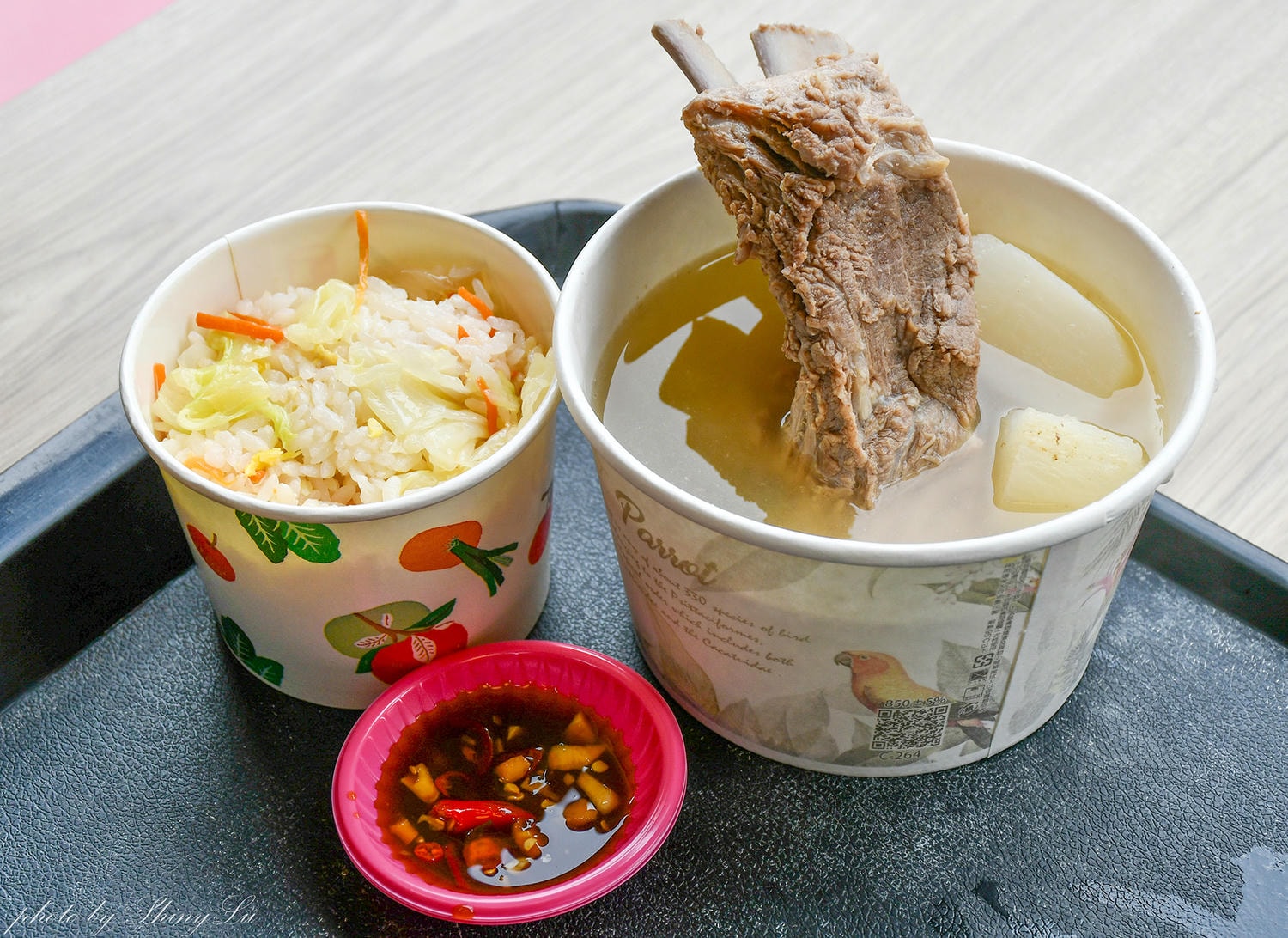 來萬華必吃！原汁排骨湯和平本舖，熟客直接點「一套」飽足一餐