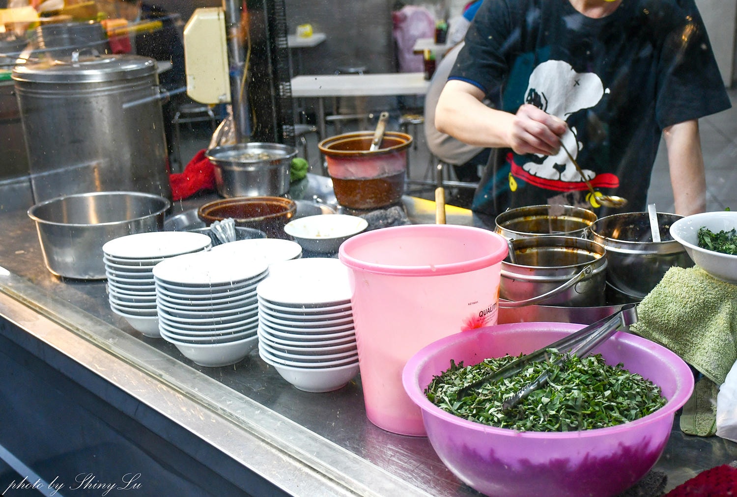 正老牌臭豆腐麵線糊│台中麵線推薦│三代傳承40年老店│忠孝夜市美食 - 第3張圖 正老牌臭豆腐麵線糊│台中麵線推薦│三代傳承40年老店│忠孝夜市美食