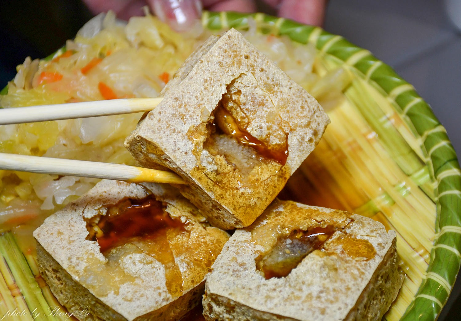 梅花湖小吃推薦│刀山臭豆腐│還可以下油鍋拍照打卡