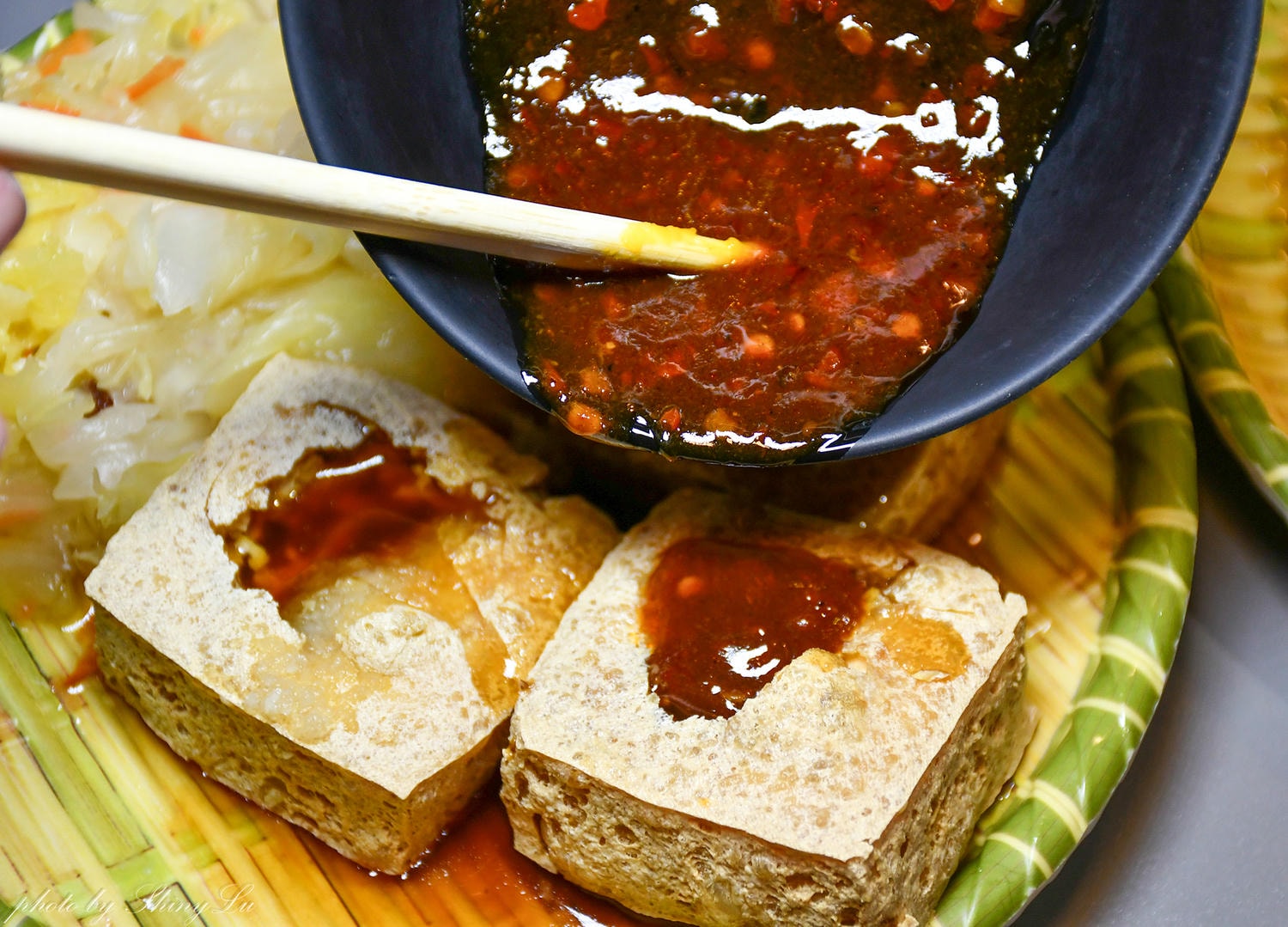 梅花湖小吃推薦│刀山臭豆腐│還可以下油鍋拍照打卡